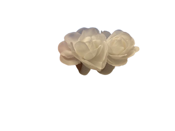 DANA 2 WITTE REKKERTJES MET ZIJDEN GROTE BLOEM 