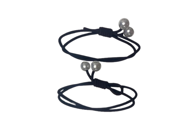 DANA 2 BRUINE REKKERS MET PERLEFINES